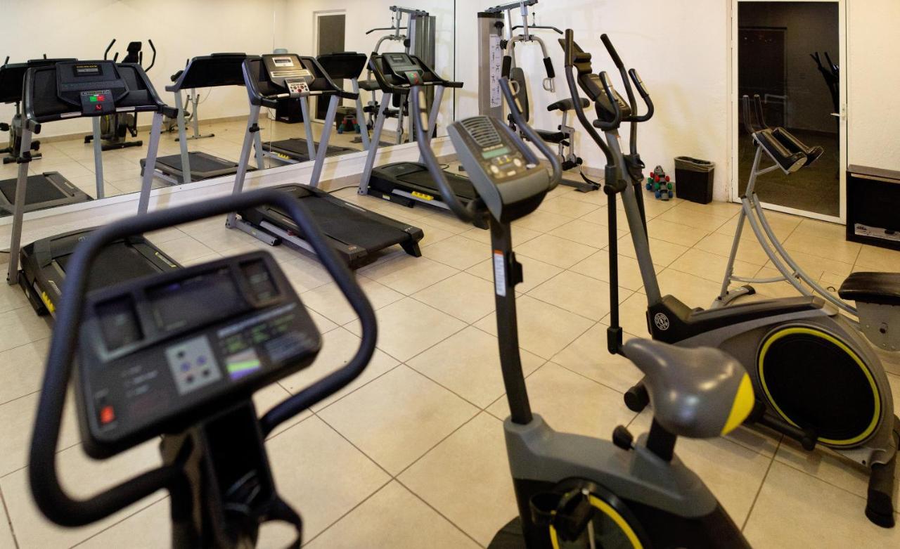Hotel Aeropuerto Morelia Alvaro Obregon Zewnętrze zdjęcie